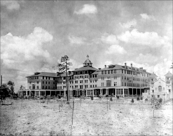 Vintage Carolina Hotel NEW