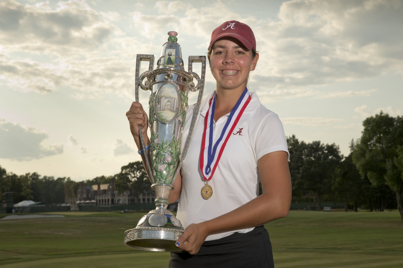 Kristen Gillman with the Robert Cox Trophy after winning the final round of match play at the 2014 U.S. Women's Amateur at Nassau Country Club in Glen Cove, N.Y. on Sunday, Aug. 10, 2014. (Copyright USGA/Darren Carroll)